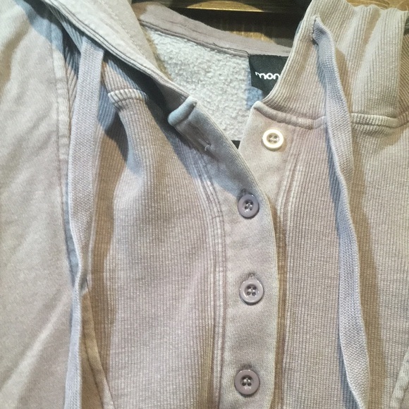 Hooded sweatshirt - Picture 2 of 4